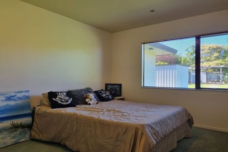 Photo of property in 36d Shelter Grove, Frankleigh Park, New Plymouth, 4310