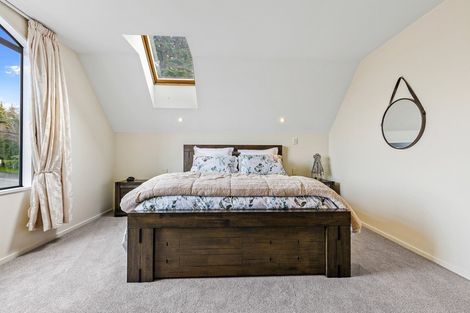 Photo of property in 366 Sawyers Arms Road, Harewood, Christchurch, 8051