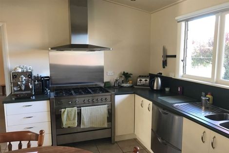 Photo of property in 160 Grimseys Road, Redwood, Christchurch, 8051