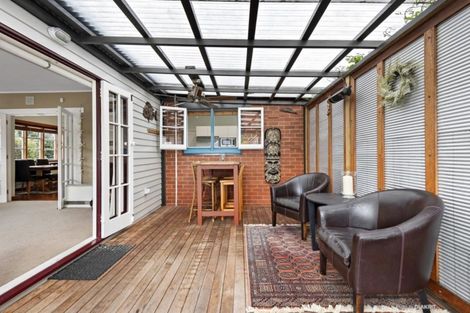 Photo of property in 10 Wayside, Miramar, Wellington, 6022