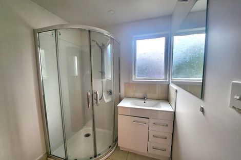 Photo of property in 105 Tidal Road, Mangere, Auckland, 2022