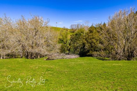 Photo of property in 32 Nikau Lane, Maungaturoto, 0520