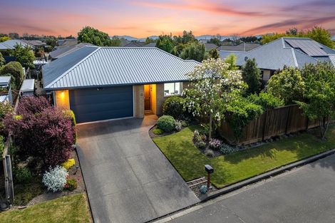 Photo of property in 16 Chamberlain Lane, Rangiora, 7400