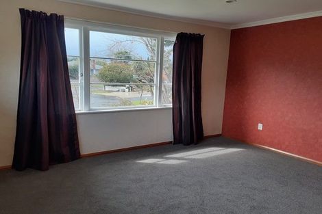 Photo of property in 12 Miles Place, Awapuni, Palmerston North, 4412