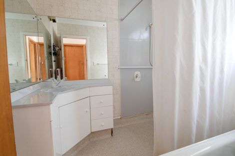 Photo of property in 4 Balmoral Street, Taradale, Napier, 4112