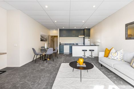 Photo of property in 11/28 The Avenue, Albany, Auckland, 0632