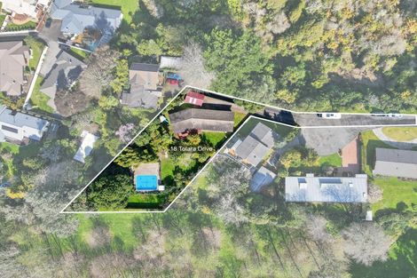 Photo of property in 18 Totara Drive, St Andrews, Hamilton, 3200