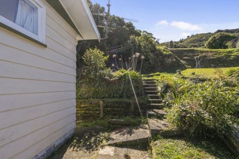 Photo of property in 30b Isabel Grove, Wainuiomata, Lower Hutt, 5014