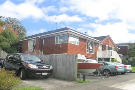 Photo of property in 147 Tirohanga Road, Tirohanga, Lower Hutt, 5010