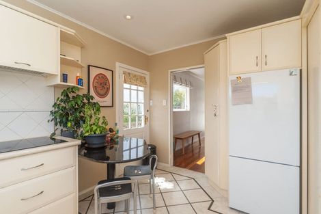Photo of property in 1 Rutland Way, Wadestown, Wellington, 6012