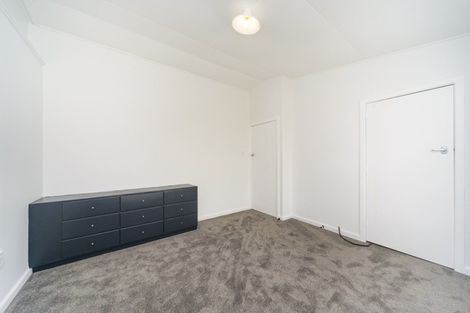 Photo of property in 52 Lancaster Street, Takaro, Palmerston North, 4412