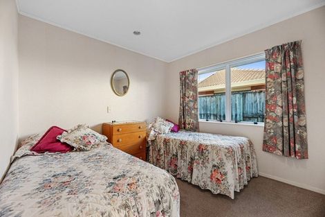 Photo of property in 5 Bayfair Drive, Mount Maunganui, 3116