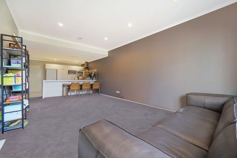 Photo of property in 12 Figaro Crescent, Takanini, 2112