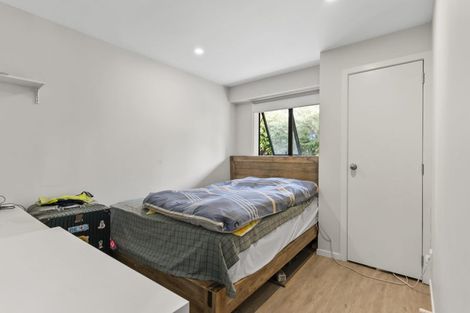 Photo of property in 7 Kingussie Place, Highland Park, Auckland, 2010