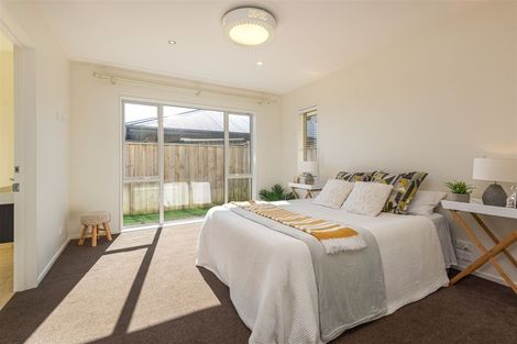 Photo of property in 32 Hakatere Road, Pegasus, 7612