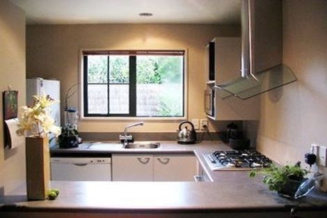 Photo of property in 4/20 Office Road, Merivale, Christchurch, 8014