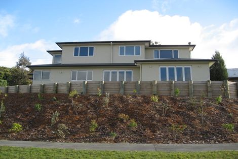 Photo of property in 1 Leithton Close, Glenleith, Dunedin, 9010