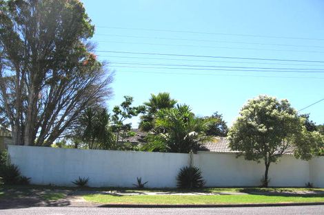 Photo of property in 1/31 Alma Road, Milford, Auckland, 0620