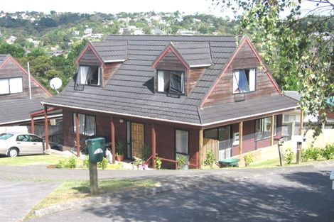 Photo of property in 1/21 Valecrest Place, Bayview, Auckland, 0629