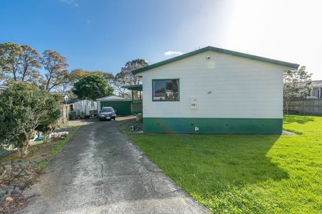 Photo of property in 177 Hakanoa Street, Huntly, 3700