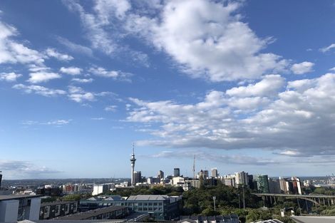 Photo of property in 1002/5 Hohipere Street, Grafton, Auckland, 1010