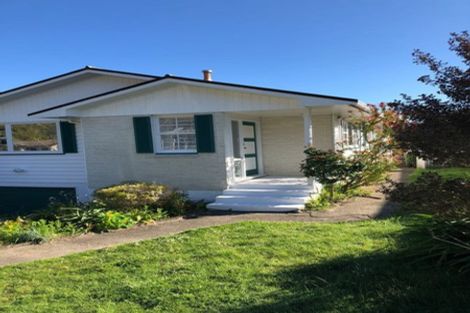 Photo of property in 62 Sunbrae Drive, Silverstream, Upper Hutt, 5019