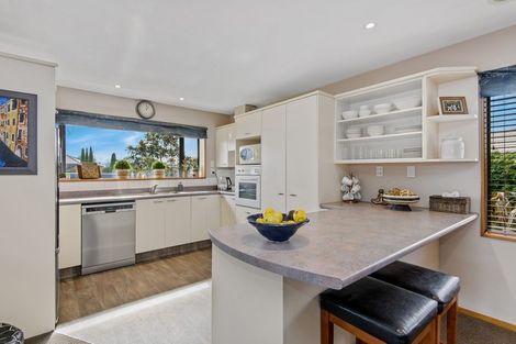 Photo of property in 37 Durrell Way, Rolleston, 7614