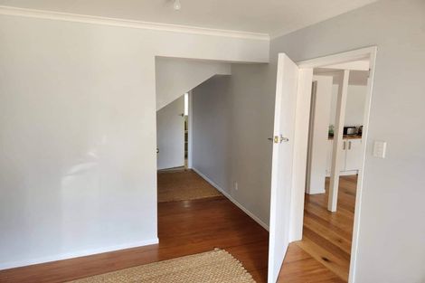 Photo of property in 95 Cornwallis Road, Cornwallis, Auckland, 0604