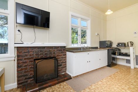 Photo of property in 42 Alexandra Street, Marton, 4710