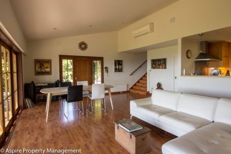 Photo of property in 505 Scenic Drive, Waiatarua, Auckland, 0612