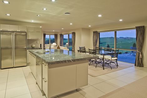 Photo of property in 165 Gray Road, Te Kamo, Kamo, 0185