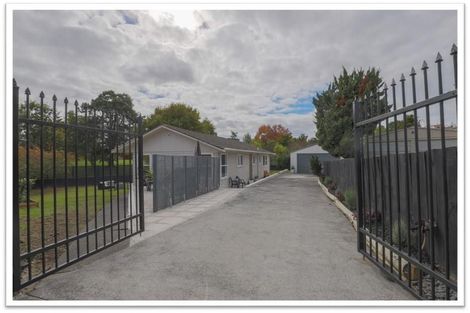 Photo of property in 9 Gregg Place, Sunnyvale, Auckland, 0612