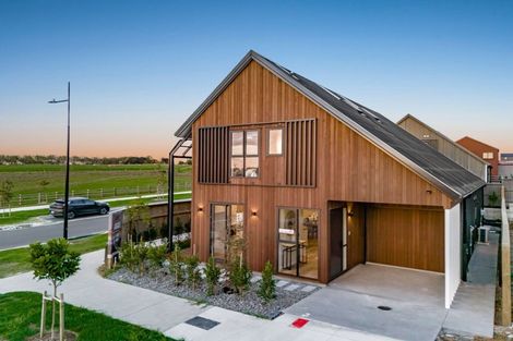 Photo of property in 1 Dorset Down Drive, Karaka, 2580