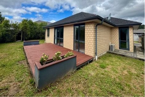 Photo of property in 64 Sunstone Crescent, Brown Owl, Upper Hutt, 5018