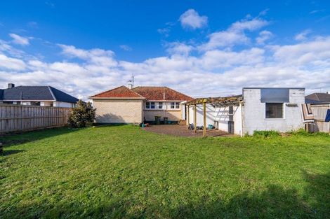 Photo of property in 27 Willis Street, Bader, Hamilton, 3206