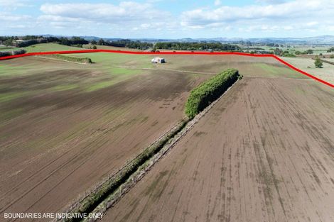 Photo of property in 142 Hutchings Road, Waiuku, 2682