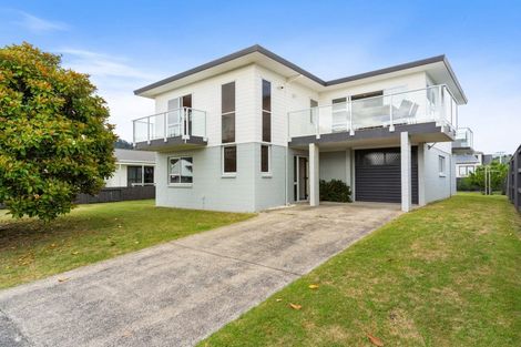 Photo of property in 107 Rangi Avenue, Whangamata, 3620