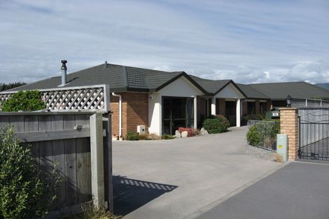 Photo of property in 15 Aburoc Place, Paraparaumu Beach, Paraparaumu, 5032