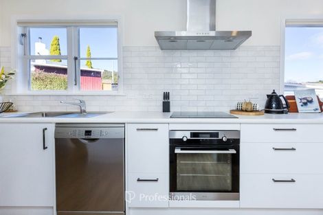 Photo of property in 56 Thomas Street, Stokes Valley, Lower Hutt, 5019