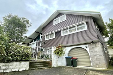 Photo of property in 2 Cotswold Lane, Mount Wellington, Auckland, 1060