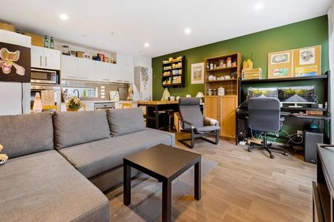 Photo of property in 5/160c Hobsonville Point Road, Hobsonville, Auckland, 0616