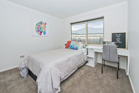 Photo of property in 6 Stanwood Grove, Darfield, 7510