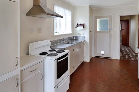 Photo of property in 18 Fitzherbert Road, Wainuiomata, Lower Hutt, 5014