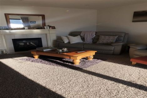 Photo of property in 1/382 Evans Bay Parade, Hataitai, Wellington, 6021