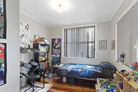 Photo of property in 106a Woodglen Road, Glen Eden, Auckland, 0602