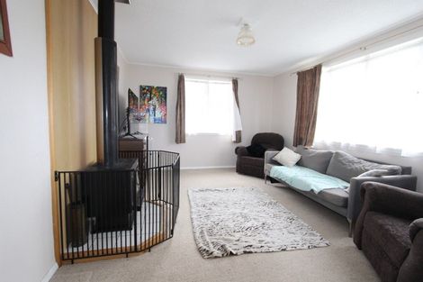 Photo of property in 24 Edward Street, Pahiatua, 4910