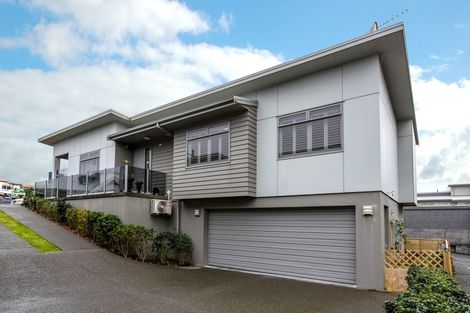 Photo of property in 16 Buller Street, New Plymouth, 4310