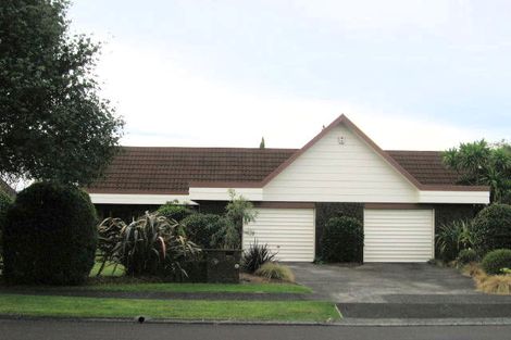 Photo of property in 14 Cattanach Street, St Andrews, Hamilton, 3200