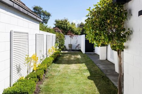 Photo of property in 94b Aikmans Road, Merivale, Christchurch, 8014