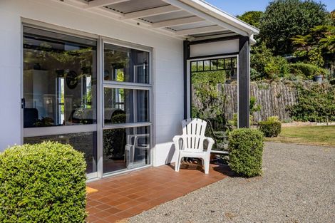 Photo of property in 31 Whakapaki Street, Urenui, 4375
